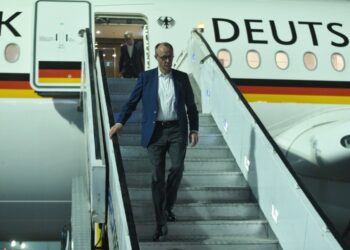 ജർമ്മൻ ചാൻസലർ ഫ്രെഡറിക് മെർസ് ഇന്ത്യയിൽ ; രണ്ടുദിവസം നീളുന്ന സന്ദർശനം മോദിയുടെ ക്ഷണപ്രകാരം