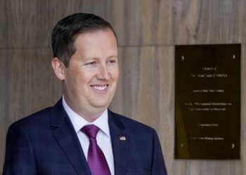 ‘ട്രംപ്‌ വൈകാതെ ഇന്ത്യ സന്ദർശിക്കും’ ; ഇന്ത്യയിലെ യുഎസ് അംബാസഡറായി ചുമതലയേറ്റ് സെർജിയോ ഗോർ