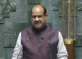 സഭയിലെ സ്വന്തം സീറ്റിൽ ഉണ്ടെങ്കിൽ മാത്രം ഇനി ഹാജർ ; ബജറ്റ് സമ്മേളനത്തിലെ നിയമങ്ങൾ ഭേദഗതി ചെയ്ത് സ്പീക്കർ ഓം ബിർള