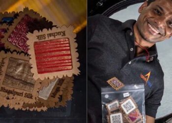 ബഹിരാകാശത്തും ‘ഭാരതീയത’; കൈത്തറി പാരമ്പര്യം ബഹിരാകാശ നിലയത്തിലെത്തിച്ച് ശുഭാൻഷു ശുക്ല; തരംഗമായി ‘ധരോഹർ ഡെക്ക്’!