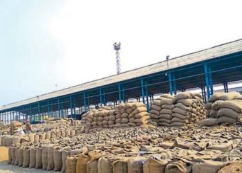  ഖമേനിയുടെ ജനങ്ങൾക്ക് അരിവാങ്ങാൻ കാശില്ല;ഇറാനിലെ സാമ്പത്തിക പ്രതിസന്ധിയിൽ പെട്ട് ശ്വാസംമുട്ടി ബസുമതി കയറ്റുമതി