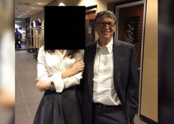 റഷ്യൻ സുന്ദരിമാരുമായി ലൈംഗികബന്ധം, രോഗം ബാധിച്ചു; ബിൽ ഗേറ്റ്‌സിനെതിരെ എപ്‌സ്റ്റീൻ ഫയലുകളിൽ ഞെട്ടിക്കുന്ന വെളിപ്പെടുത്തൽ