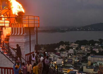 തിരുപ്പരങ്കുൺട്രം ദീപം പ്രകാശിക്കും, ഹൈക്കോടതിയുടെ നിർണ്ണായക ഉത്തരവ് ഭക്തർക്ക് ആശ്വാസം