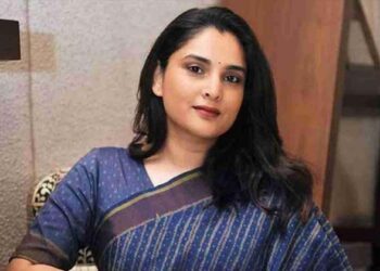 ആണുങ്ങൾ എപ്പോഴാണ് ബലാത്സംഗം ചെയ്യുകയെന്ന് അറിയില്ല; എല്ലാവരെയും ജയിലിലടയ്ക്കണോ?”; സുപ്രീം കോടതിയോട് ചോദ്യവുമായി ദിവ്യ സ്പന്ദന