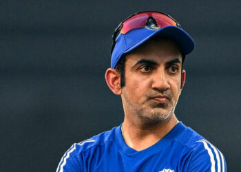 ചാമ്പ്യൻസ് ട്രോഫി തൊട്ടു, പക്ഷേ പരമ്പരകൾ കൈവിട്ടു; ഗംഭീർ യുഗത്തിലെ വിജയങ്ങളും ആശങ്കകളും