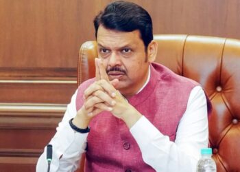 ശക്തനായ സുഹൃത്ത്, നഷ്ടപ്പെട്ടെന്ന് വിശ്വസിക്കാൻ കഴിയുന്നില്ല ; മഹാരാഷ്ട്രയിൽ മൂന്ന് ദിവസത്തെ ഔദ്യോഗിക ദുഃഖാചരണം പ്രഖ്യാപിച്ച് ഫഡ്നാവിസ്