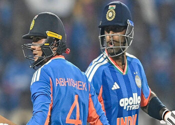 ലോകകപ്പിന് രണ്ട് ടീമല്ല, മൂന്ന് ടീമിനെ വിട്ടാലും ഇന്ത്യ തകർക്കും; മുൻ കിവി താരത്തിന്റെ വാക്കുകൾ ചർച്ചയാകുന്നു