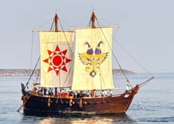 പാരമ്പര്യത്തിന്റെ പായ്ക്കപ്പൽ; ഐ.എൻ.എസ്.വി. കൗണ്ഡിന്യ മസ്കറ്റിലേക്ക്; ഭാരതത്തിന്റെ പ്രാചീന സമുദ്ര ചരിത്രം പുനർജനിക്കുന്നു