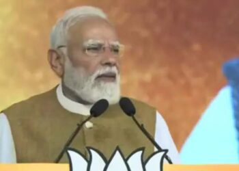 മാവോയിസ്റ്റിനേക്കാൾ വലിയ കമ്യൂണിസ്റ്റ്; ലീഗിനേക്കാൾ വർഗീയം ; കോൺഗ്രസിനെ കടന്നാക്രമിച്ച് മോദി