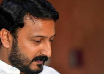 ഫ്ലാറ്റ് വാങ്ങി നൽകണം, വിവാഹം കഴിക്കാം; ഉപതിരഞ്ഞെടുപ്പ് കാലത്ത് രാഹുൽ മാങ്കൂട്ടത്തിൽ നടത്തിയ ‘നാടകങ്ങൾ’ പുറത്ത്