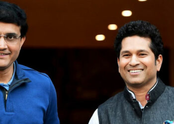 ഷൂസുകൾ വെള്ളത്തിൽ പൊങ്ങിക്കിടന്നു, ഗാംഗുലിയെ വെള്ളം കുടിപ്പിച്ച സച്ചിൻ തന്ത്രം