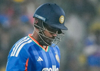 സഞ്ജുവിനെ ലോകകപ്പ് ടീമിൽ ഉറപ്പിക്കണം, സാംസണിന്റെ ഫോമില്ലായ്മയിൽ അജിങ്ക്യ രഹാനെയുടെ പരിഹാരക്രിയ