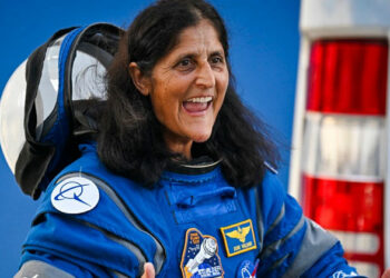 ആകാശം അതിരല്ലെന്ന് തെളിയിച്ച ഇതിഹാസം പടിയിറങ്ങുന്നു; സുനിത വില്യംസിന് ആദരമർപ്പിച്ച് ലോകം; ഐതിഹാസിക കരിയറിന് തിരശ്ശീല