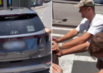 മത്സരത്തിന് മുൻപ് റോഡിൽ പുഷ് അപ്പ് എടുക്കാൻ അവസരമൊരുക്കി ഉബർ; പെർത്ത് സ്കോർച്ചേഴ്സ് താരങ്ങളുടെ ടാക്സി തള്ളൽ വീഡിയോ വൈറൽ