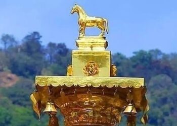 ശബരിമല കൊടിമര പുനർനിർമ്മാണത്തിലും അന്വേഷണം വേണം ; നിർദ്ദേശവുമായി ഹൈക്കോടതി