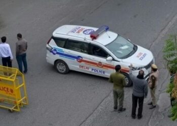 ചെങ്കോട്ടയ്ക്കും ഡൽഹി സെക്രട്ടേറിയറ്റിനും ബോംബ് ഭീഷണി ; പിന്നിൽ ഖാലിസ്ഥാൻ ഗ്രൂപ്പുകൾ