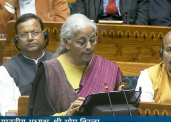 ഇന്ത്യയുടെ വളർച്ചാ എൻജിന് 12.4 ലക്ഷം കോടിയുടെ ഇന്ധനം! അടിസ്ഥാന സൗകര്യ വികസനത്തിൽ റെക്കോർഡ് നിക്ഷേപവുമായി കേന്ദ്ര ബജറ്റ്