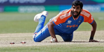 പരിക്കിന്റെ പിടിയിൽ ഇന്ത്യൻ ക്യാമ്പ്, ബുംറയുടെ പന്തുകൊണ്ട യുവതാരത്തിന് പണി; പാക് പോരാട്ടത്തിന് മുൻപ് ഇന്ത്യയ്ക്ക് വലിയ പ്രഹരം