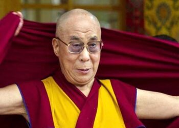 തൊണ്ണൂറാം വയസ്സിൽ ചരിത്രം കുറിച്ച് ദലൈലാമ! ലോകം കാത്തിരുന്ന ഗ്രാമി പുരസ്കാരം ടിബറ്റൻ ആചാര്യന്