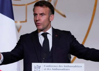 റഫാൽ ഇന്ത്യയെ കരുത്തനാക്കും, വിമർശിക്കുന്നത് എന്തിനെന്ന് അറിയില്ല; ഇന്ത്യയുമായുള്ള മെഗാ കരാറിനെ പുകഴ്ത്തി ഫ്രഞ്ച് പ്രസിഡൻ്റ് 