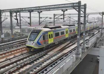 ഭാരതത്തിന്റെ വേഗം മാറ്റിക്കുറിച്ച് പ്രധാനമന്ത്രി; ഡൽഹി-മീററ്റ് പാതയിൽ ഇനി നമോ ഭാരത് ഗർജ്ജനം! രാജ്യത്തെ ഏറ്റവും വേഗതയേറിയ മെട്രോയും സമർപ്പിച്ചു