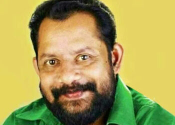 കുറ്റം കണ്ടുപിടിക്കാൻ ഇരുന്ന സംവിധായകനെ പാട്ടിലാക്കിയ പുത്തഞ്ചേരി; സൂപ്പർ ഹിറ്റ് ഗാനം പിറന്ന കഥ