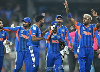 ഇതിലും ഭേദം ബഹിഷ്കരമായിരുന്നു, കൊളംബോയിൽ ഇന്ത്യൻ ഓൾ റൗണ്ട് പ്രകടനത്തിന് മുന്നിൽ കരിഞ്ഞ് പാക്കിസ്ഥാൻ; എതിരാളികളെ തകർത്തെറിഞ്ഞ് സൂര്യയും പിള്ളേരും