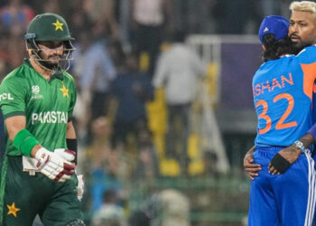 വാഷിംഗ്ടൺ സുന്ദറിന് കൂടി ഒരു അവസരം കൊടുക്കാമായിരുന്നു; പാകിസ്ഥാനെ വീണ്ടും ബാറ്റിംഗിന് അയച്ചാലും അവർ തോൽക്കും; ട്രോളി അശ്വിൻ