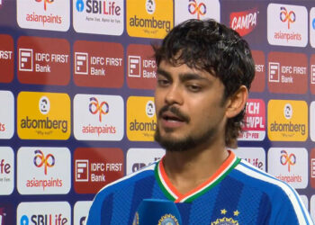 നാട്ടുകാർക്ക് മുന്നിൽ സഞ്ജുവിന് കണ്ണീർ; ഇഷാന്റെ ബാറ്റിൽ നിന്ന് റൺമഴ; തകർപ്പൻ നേട്ടത്തിന് പിന്നാലെ താരം പറഞ്ഞ വാക്കുകൾക്ക് കൈയടി