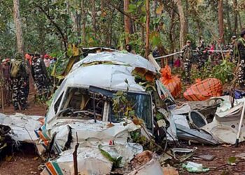 എട്ടുലക്ഷം കടം വാങ്ങി വാടകയ്ക്കെടുത്ത എയർ ആംബുലൻസ് തകർന്നു; ഒരു കുടുംബം ഒന്നടങ്കം ഇല്ലാതായി!