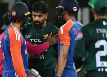 ഫുൾ സ്ലീവ് വേണ്ട, പ്ലാൻ വേറെ വേണം; പാക് സ്പിന്നറെ പൂട്ടാൻ ഐസിസിയോട് ഇർഫാൻ പത്താൻ