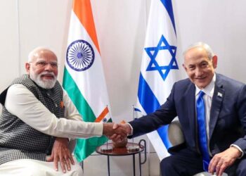 നരേന്ദ്ര, നീ എനിക്ക് സുഹൃത്തല്ല, എന്റെ സഹോദരനാണെന്ന് നെതന്യാഹു ;മോദിയെ എഴുന്നേറ്റ് നിന്ന് കൈയടിച്ച്  സ്വീകരിച്ച് പാർലമെൻ്റ്