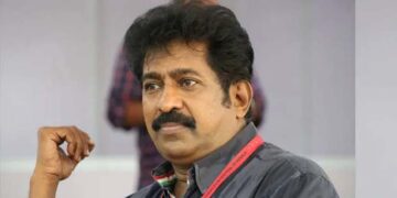 ‘സച്ചിദാനന്ദന് അത്ഭുതസിദ്ധി, എനിക്ക് നീതിനിഷേധം’; പുറത്താക്കപ്പെട്ട വേദനയിൽ പൊട്ടിത്തെറിച്ച് പ്രേംകുമാർ! ഒരു വാക്ക് പോലും പറയാതെ പുറത്താക്കി