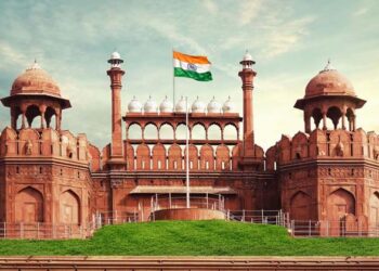 ഡൽഹിയിൽ ഭീകരാക്രമണ ഭീഷണി; ചെങ്കോട്ടയും ക്ഷേത്രങ്ങളും ലക്ഷ്കർ ലക്ഷ്യമിടുന്നു! തലസ്ഥാനത്ത് അതീവ ജാഗ്രത; ഇന്റലിജൻസ് മുന്നറിയിപ്പ്!