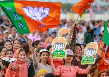 മഹാരാഷ്ട്ര ജില്ലാ പഞ്ചായത്ത് തിരഞ്ഞെടുപ്പിൽ ബിജെപി സഖ്യത്തിന് തകർപ്പൻ ജയം ; 731ൽ 562 സീറ്റുകൾ നേടി മഹായുതി സഖ്യം; ബിജെപി ഏറ്റവും വലിയ ഒറ്റക്കക്ഷി