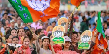 മഹാരാഷ്ട്ര ജില്ലാ പഞ്ചായത്ത് തിരഞ്ഞെടുപ്പിൽ ബിജെപി സഖ്യത്തിന് തകർപ്പൻ ജയം ; 731ൽ 562 സീറ്റുകൾ നേടി മഹായുതി സഖ്യം; ബിജെപി ഏറ്റവും വലിയ ഒറ്റക്കക്ഷി