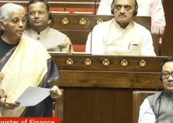 ട്രേഡ് യൂണിയൻ കളികൾ ഇനി മാറും ; ഇൻഡസ്ട്രിയൽ റിലേഷൻസ് കോഡ് (ഭേദഗതി) ബിൽ പാസാക്കി പാർലമെന്റ്