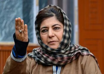 മോദി നെതന്യാഹുവിനെ കെട്ടിപ്പിടിക്കാൻ പാടില്ലായിരുന്നു ; ഗാന്ധിയുടെ ഇന്ത്യയ്ക്ക് നാണക്കേട് ഉണ്ടാക്കിയെന്ന് മെഹബൂബ മുഫ്തി