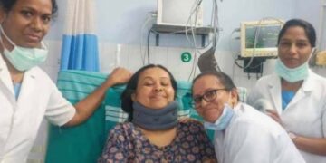 മന്ത്രിയുടെ വിഷമം മാറ്റാനാണ് സെൽഫിയെടുത്തത്, ഇത്ര ക്രൂരത അരുത്; വീണാ ജോർജിനൊപ്പമുള്ള ഫോട്ടോയിൽ വിശദീകരണവുമായി നഴ്സ്! 