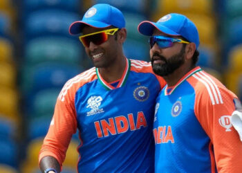 രോഹിത് ഭായ്, നിങ്ങളെന്നും എന്റെ ക്യാപ്റ്റൻ; സൂര്യകുമാറിന്റെ സ്നേഹത്തിന് രോഹിത്തിന്റെ തകർപ്പൻ മറുപടി; വൈറലായി മാറിയ സംഭാഷണം