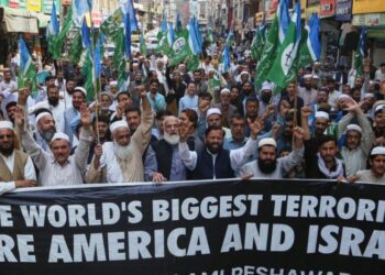 പാക് അധിനിവേശ കശ്മീരിൽ ഷിയാ മുസ്ലീങ്ങളെ കൂട്ടക്കൊല ചെയ്ത് ഭരണകൂടം ; ഖമേനി കൊലപാതകത്തിൽ പ്രതിഷേധിച്ച 38 പേർ കൊല്ലപ്പെട്ടു