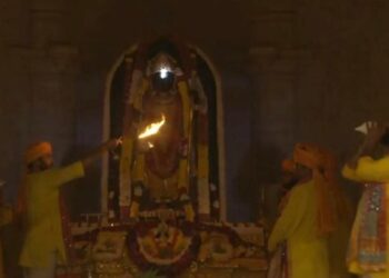 സൂര്യതിലക ശോഭയിൽ രാംലല്ല ; പ്രൗഢഗംഭീരമായ രാമനവമി ആഘോഷങ്ങളുമായി അയോധ്യ