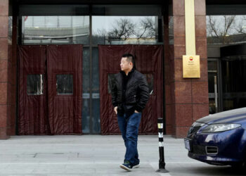 ഡോളർ വീഴും, യുവാൻ വാഴും; ഉപരോധങ്ങളെ കാറ്റിൽ പറത്തി ചൈന ഒരുക്കിയ രഹസ്യ സാമ്പത്തിക പത്മവ്യൂഹം; അമേരിക്കയെ വിറപ്പിച്ച് ‘കുൻലൂൺ’ മാജിക്