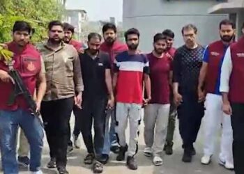 പാകിസ്താൻ നിന്ന് നേപ്പാൾ വഴി ഇന്ത്യയിലേക്ക് അത്യാധുനിക ആയുധങ്ങൾ; ഡൽഹിയിൽ വൻ ഭീകരവേട്ട! അന്താരാഷ്ട്ര ആയുധക്കടത്ത് സംഘത്തെ തകർത്ത് ഡൽഹി പോലീസ്