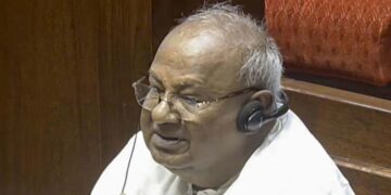 അതൊരു പീഡനവിവാഹമായിരുന്നു, ഒടുവിൽ ഞാൻ വിവാഹമോചനം നേടി”; ഖാർഗെയുടെ ‘കല്യാണ’ ട്രോളിന് ദേവഗൗഡയുടെ മാസ് മറുപടി! 