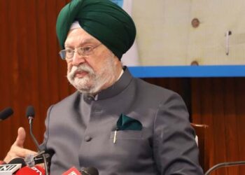 രാജ്യത്ത് ഇന്ധനക്ഷാമമെന്ന പ്രചാരണം പച്ചക്കള്ളം; ഭാരതത്തിന്റെ പക്കൽ ആവശ്യത്തിന് സ്റ്റോക്കുണ്ട്; ജനങ്ങൾ ഭയപ്പെടേണ്ടെന്ന് ഹർദീപ് സിംഗ് പുരി