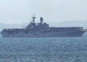 ഇറാൻ ലക്ഷ്യമിട്ട് യുഎസ്എസ് ട്രിപ്പോളിയും 2000 സൈനികരും എത്തുന്നു ; ഖാർഗ് ദ്വീപ് പിടിച്ചെടുക്കാൻ പദ്ധതി