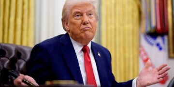 5 ദിവസത്തെ സമയം കൂടി തരാം ; 48 മണിക്കൂർ അന്ത്യശാസനം നീട്ടി ട്രംപ് ; ഊർജ്ജനിലയങ്ങൾ ആക്രമിക്കില്ലെന്ന് ഇറാന് ഉറപ്പുനൽകി