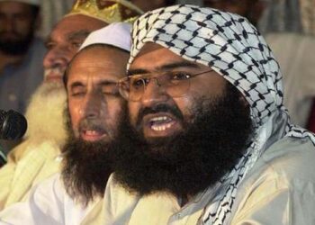 മസൂദ് അസ്ഹർ മരണക്കിടക്കയിലോ?; ഈദ് സന്ദേശത്തിൽ പതറുന്ന ശബ്ദം; ഇന്ത്യൻ മോസ്റ്റ് വാണ്ടഡ് ലിസ്റ്റിലുള്ള കൊടുംഭീകരന് എന്ത് പറ്റി? പുതിയ തന്ത്രമാണോ?