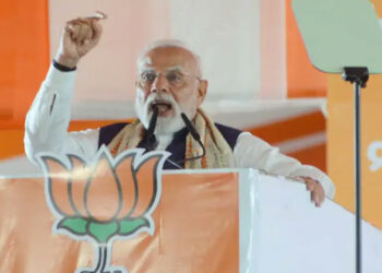 പാലങ്ങൾ അടച്ചും പതാകകൾ കീറിയും റാലി തടയാനാകില്ല; മമത സർക്കാരിനെതിരെ കടന്നാക്രമിച്ച് പ്രധാനമന്ത്രി